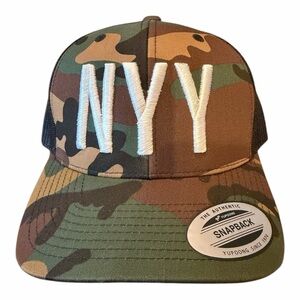 MLB NEW YORK YANKEES “NYY” SNAPBACK TWILL TRUCKER CAP